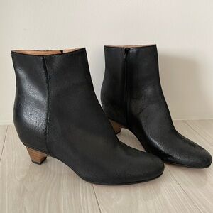 Maison Martin Margiela Black Leather Zippered Ankle Boot